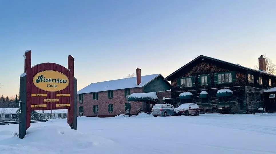 The Riverview Lodge